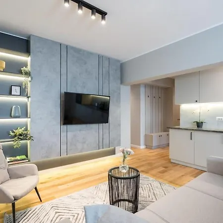Luxurious 3br Flat - Amazing Views Terrace Boekarest