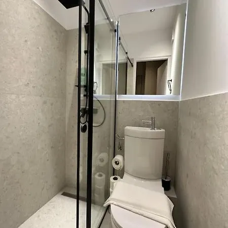 Luxurious 3br Flat - Amazing Views Terrace Boekarest